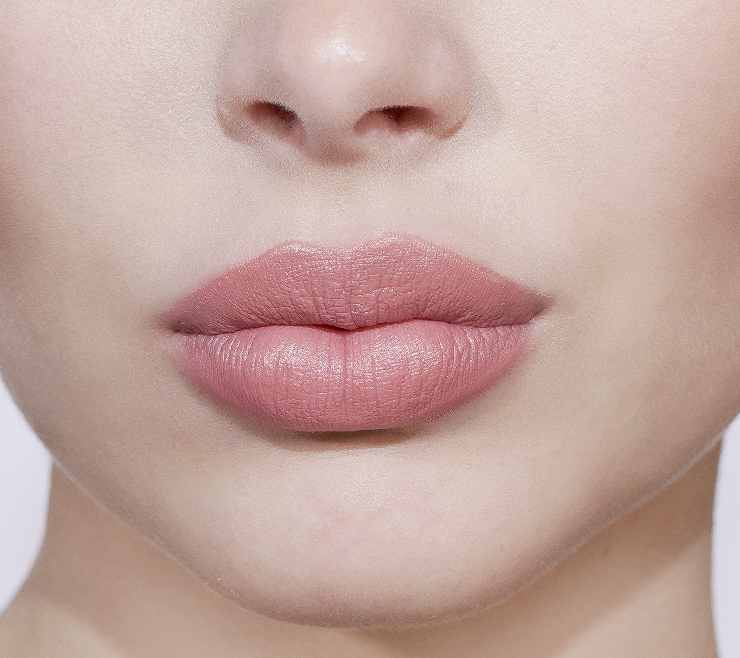 LIP SHINE LIPSTICK - HEAVENLY (NEW)