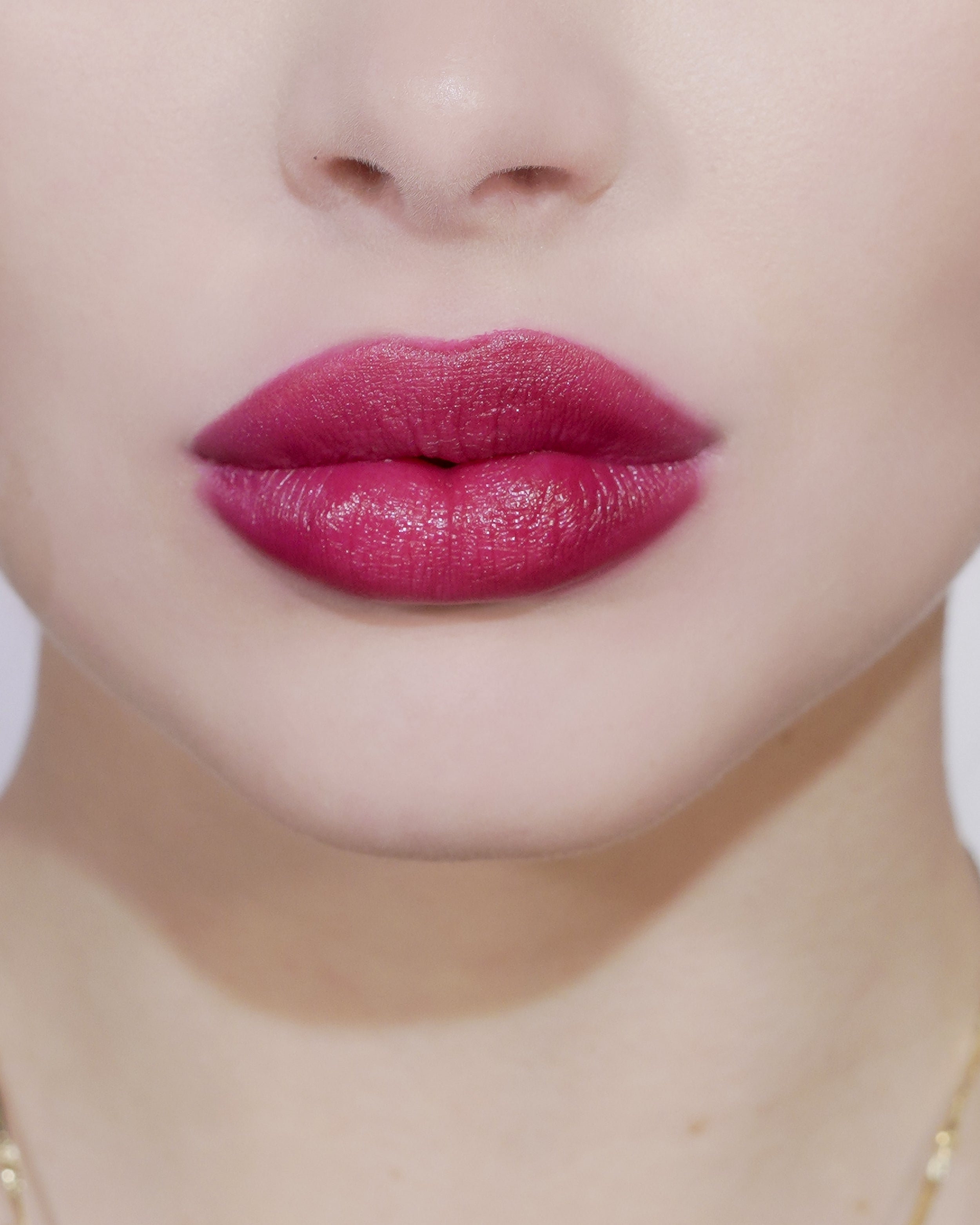 LIP SHINE LIPSTICK - VAMP