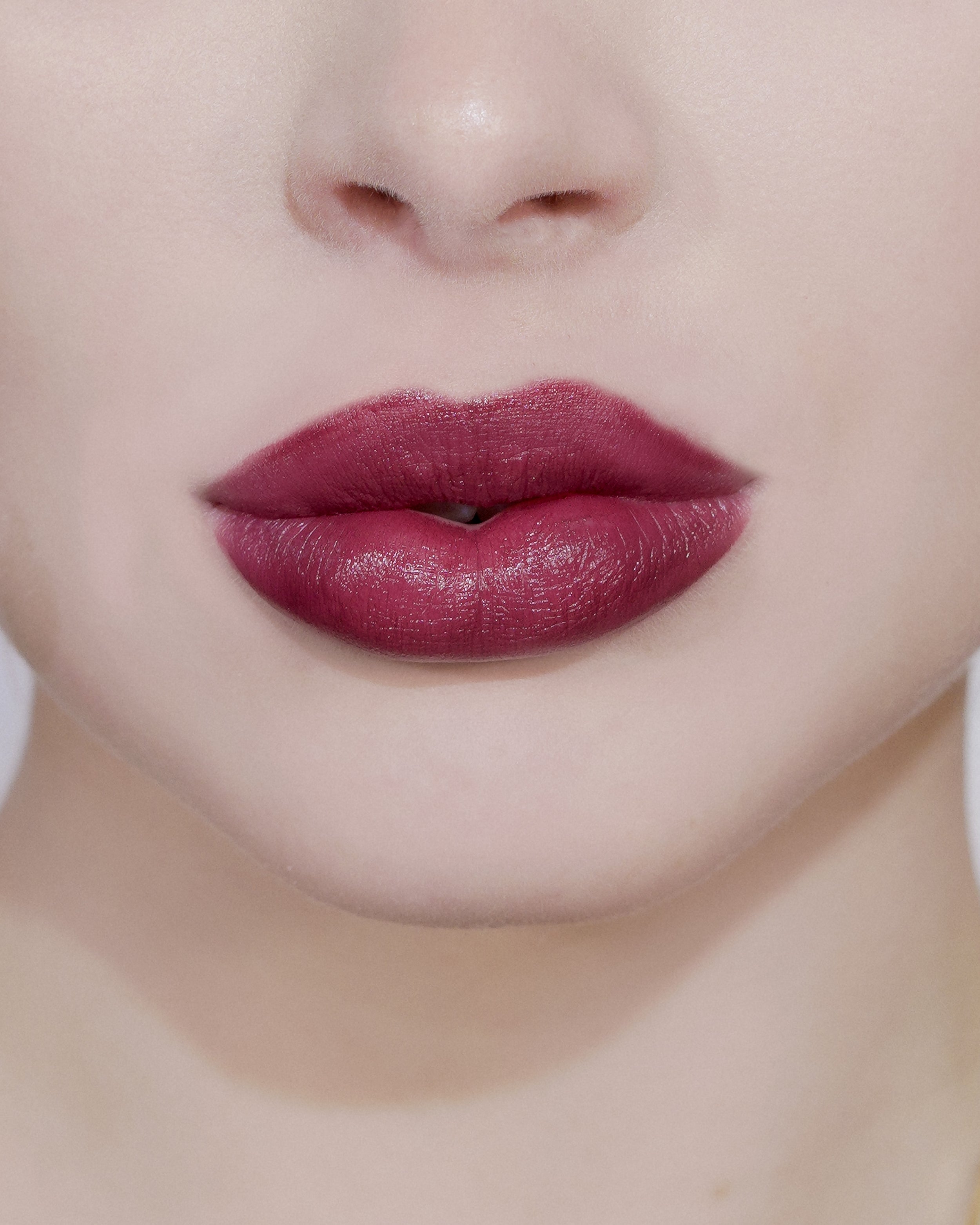 LIP SHINE LIPSTICK - VOLUPTUOUS